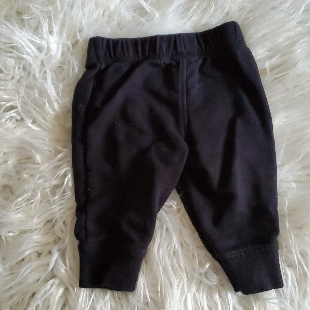 Carter's Solid Black Stretchy Bottoms Size 3 Months